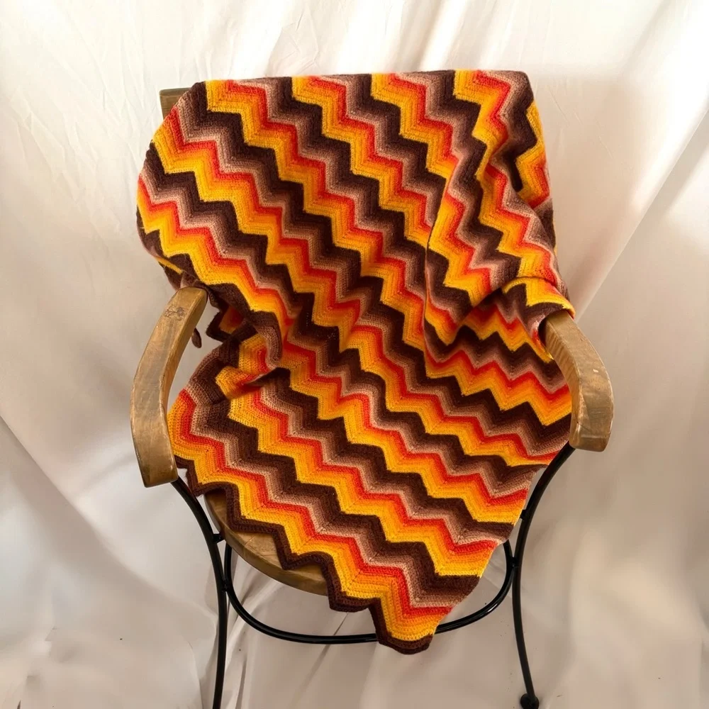 Vintage 70s chevron crochet knit throw blanket orange yellow brown warm tones
